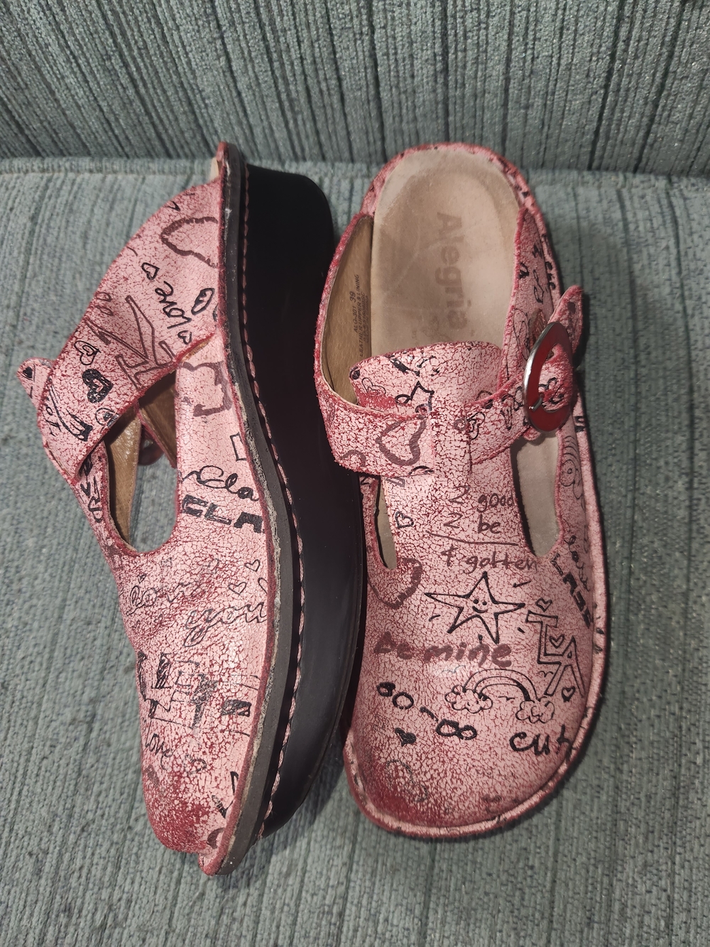 🍉Alegria Pink Scribble Mary Jane Clogs